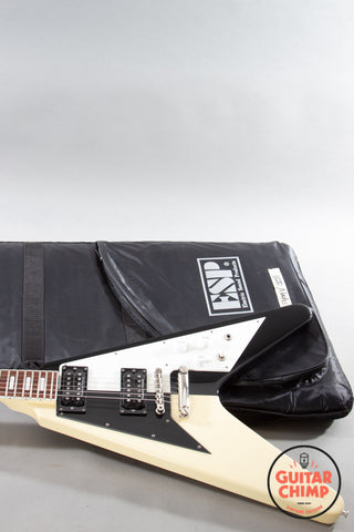 2008 ESP Edwards E-FV-125WB Michael Schenker Signature Flying V Black White
