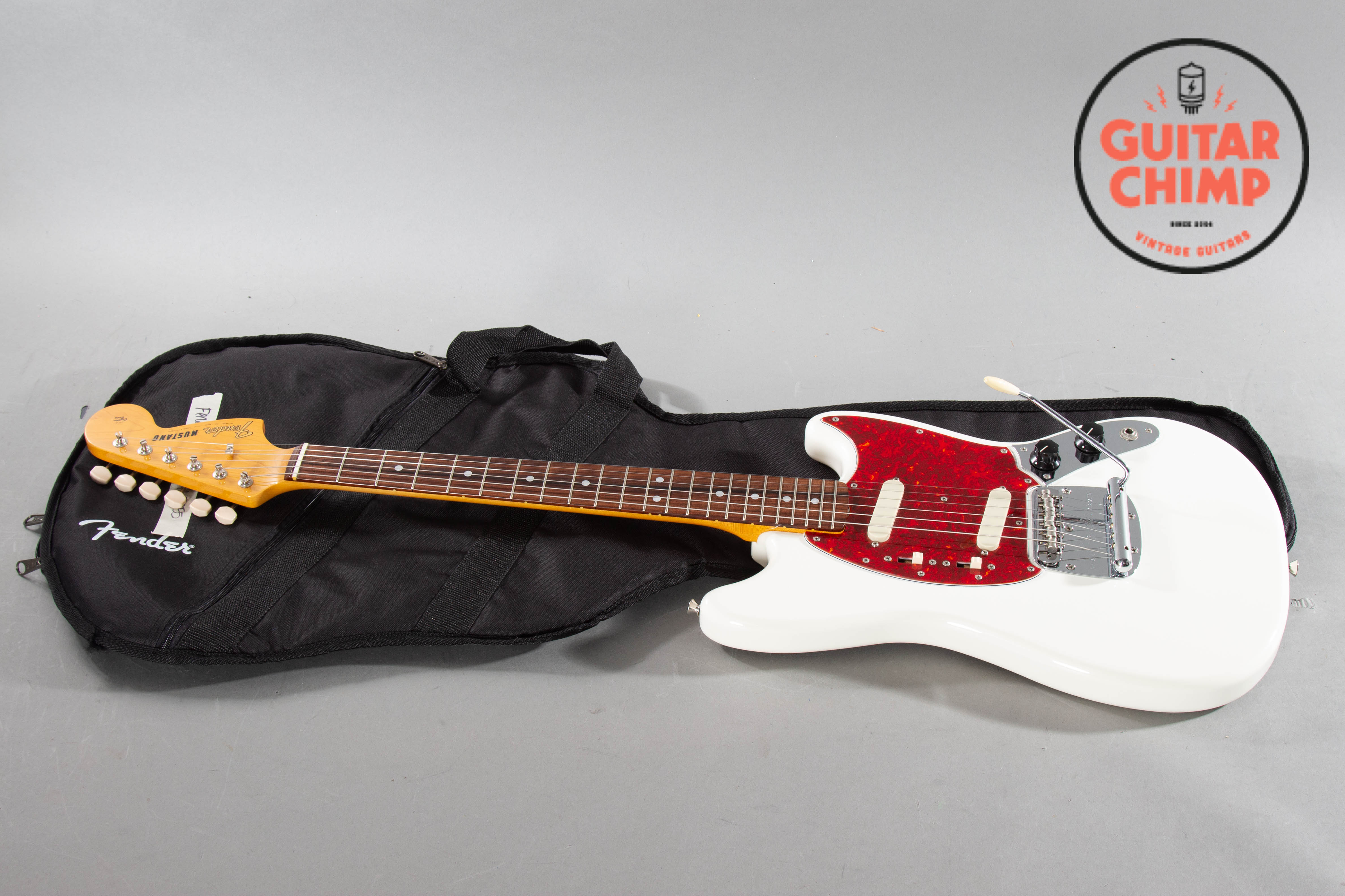 2019 Fender Japan Traditional 60s Mustang Arctic White | Guitar Chimp