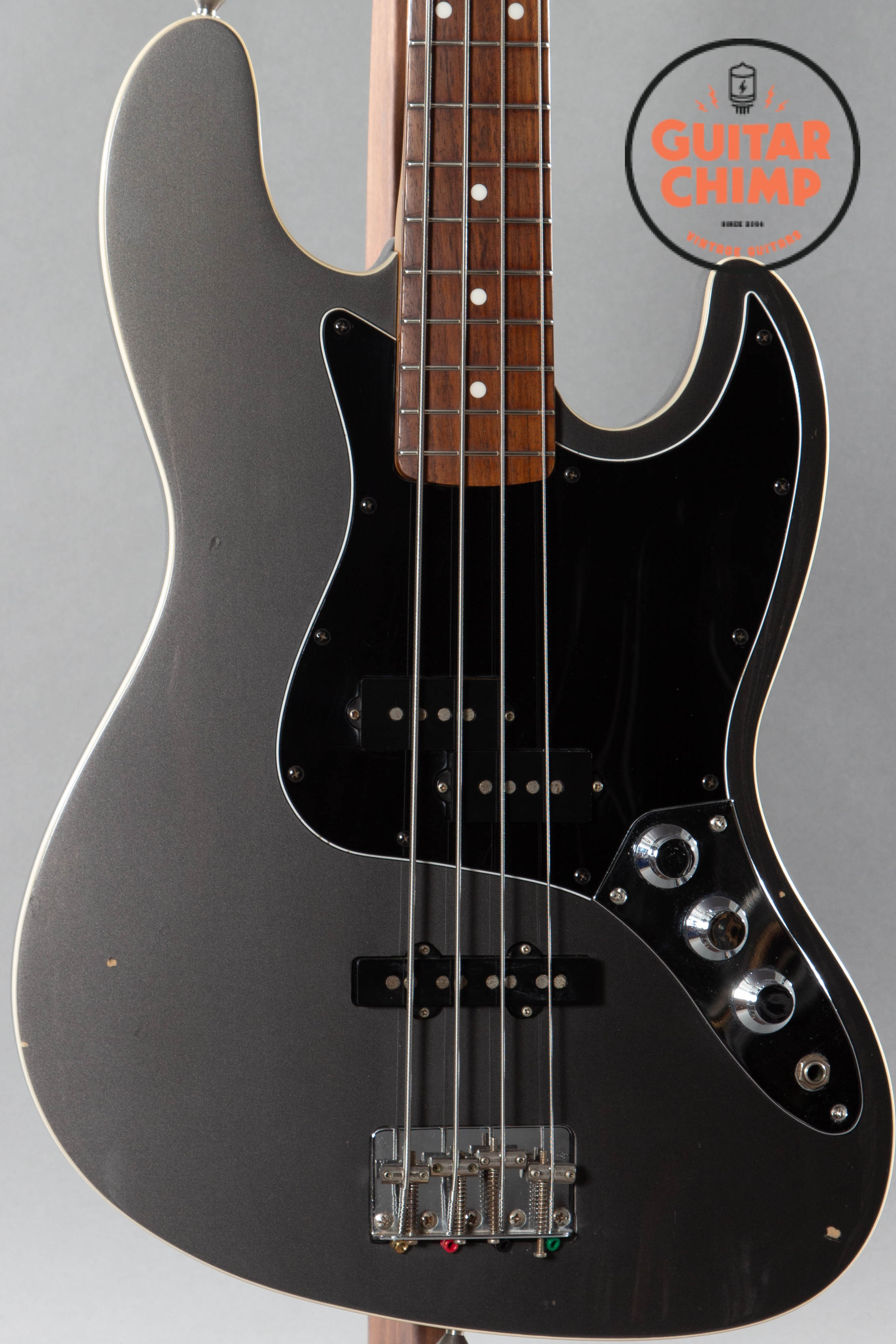 2004 Fender Aerodyne Jazz Bass AJB-58 Dolphin Gray | Guitar Chimp