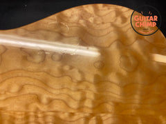 2000 Rickenbacker 325V59 Mapleglo Quilt Back – Original Case