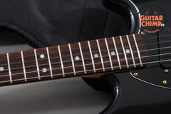 2025 Fender Japan Traditional II ’60s Mustang Black Pearl MIJ w/ Matching Headstock & Gold Hardware