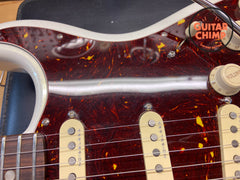 2022 Fender American Ultra Stratocaster – Arctic Pearl | OHSC + COA | Excellent