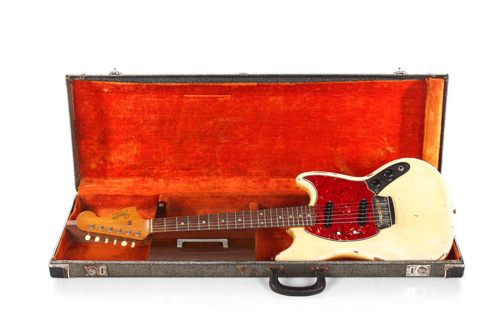 1966 Fender Duo-Sonic II Olympic White | Guitar Chimp