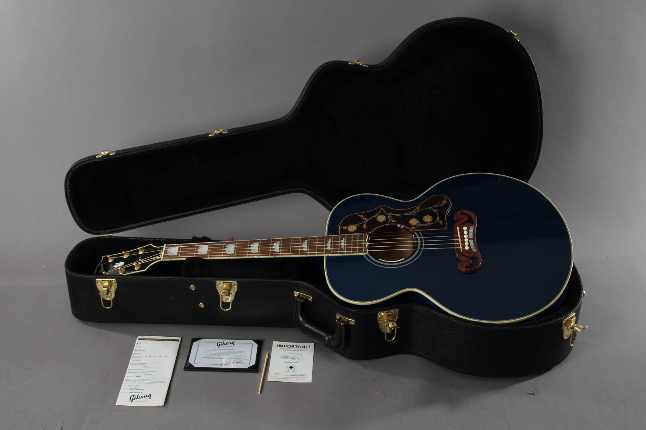 2015 Gibson Custom Shop Limited Edition SJ-200 Trans Blue