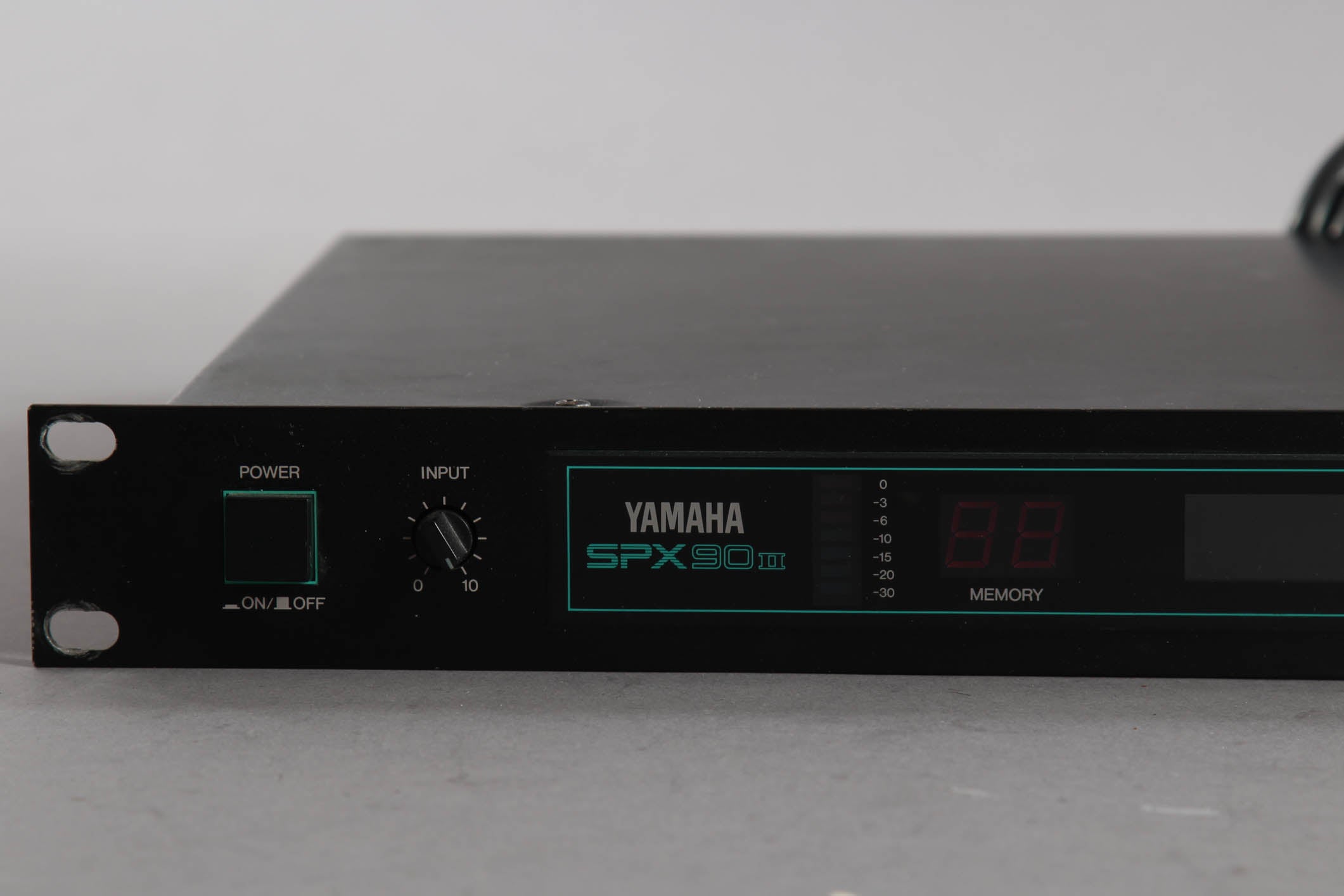 Yamaha SPX 90 II Multi-Effects Rack | Guitar Chimp
