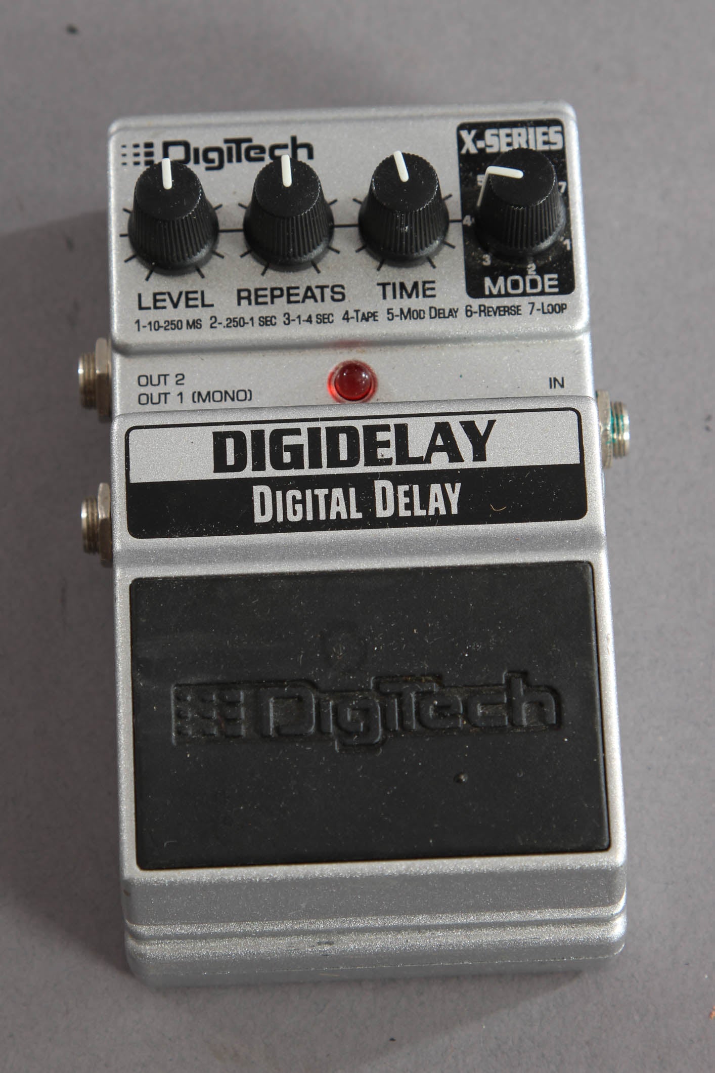 digitech delay pedal