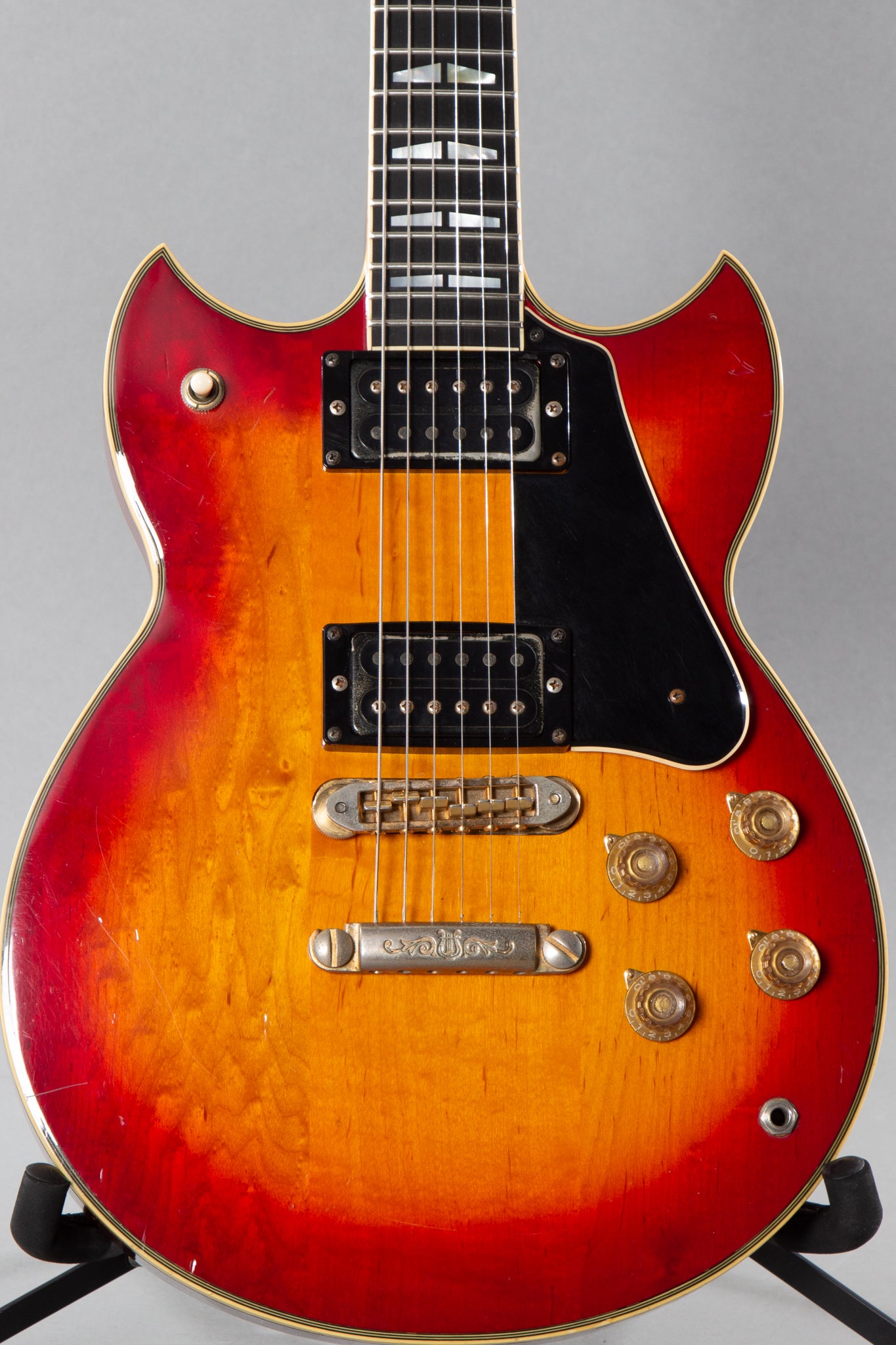 1981 Yamaha SG-2000 Cherry Sunburst